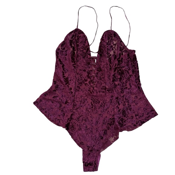 Vintage 90’s Victoria’s Secret velvet brocade sheer bodysuit women’s Sz medium - Picture 1 of 6